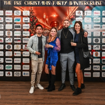 9087A586-553F-45D7-882E-ABF154B01DB4